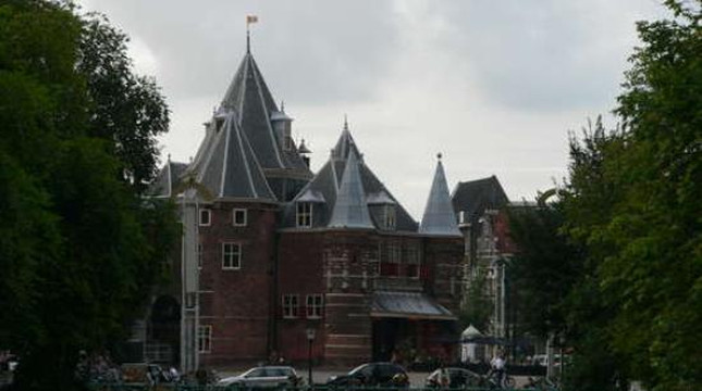 In de Waag夜店-阿姆斯特丹必去景点