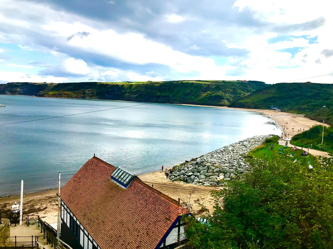 Runswick Bay景点图片