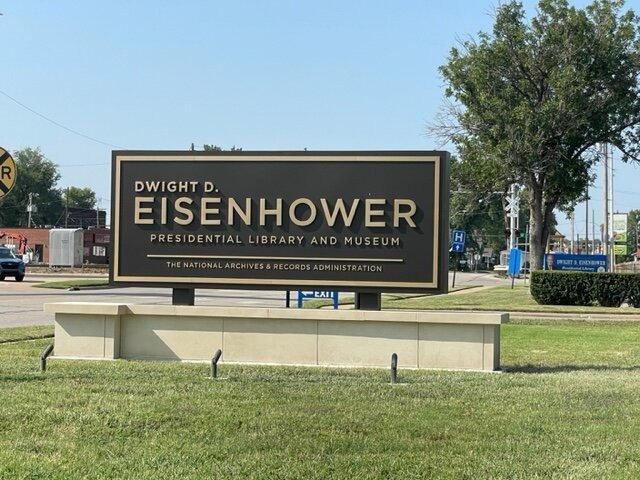 Dwight D. Eisenhower Presidential Library and Museum景点图片
