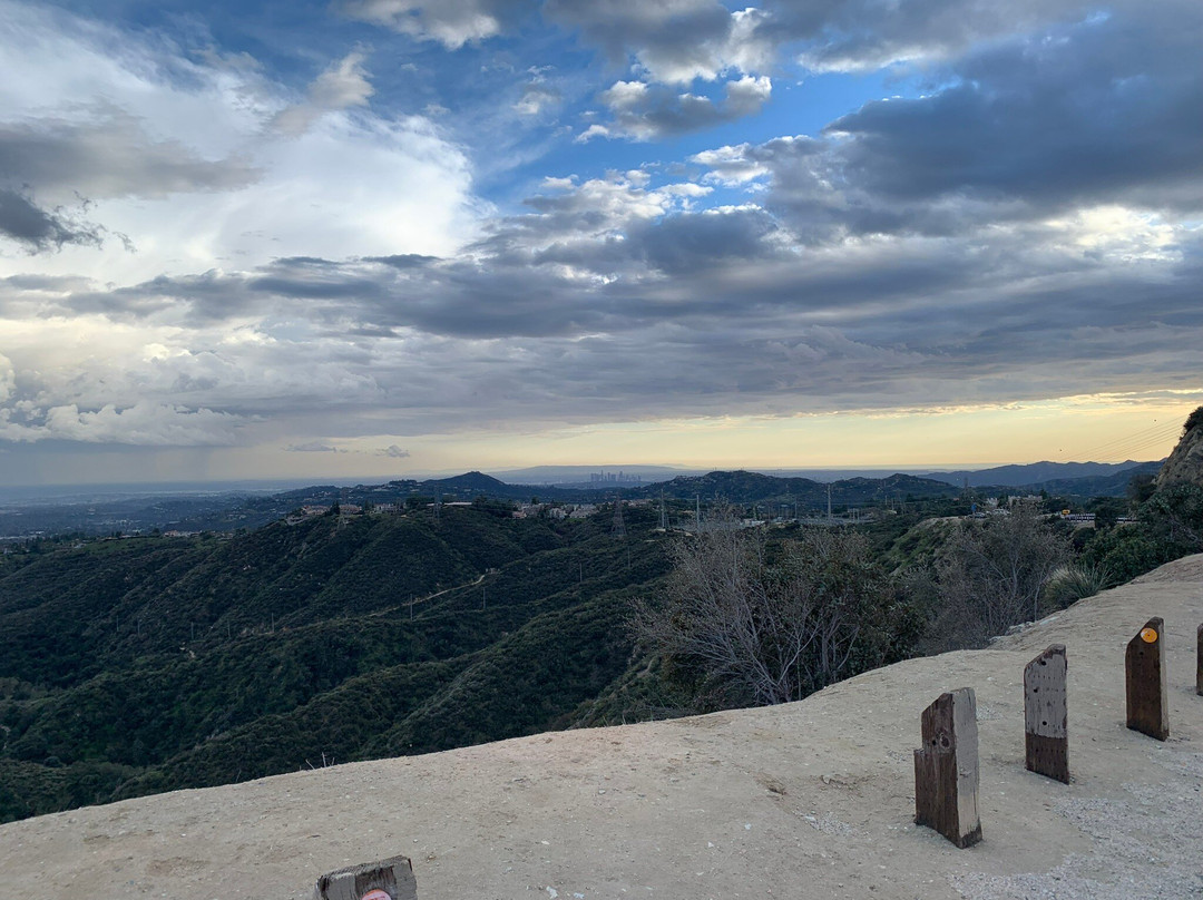 天使之冠高速公路-洛杉矶必去景点