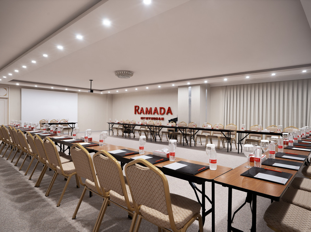Ramada By Wyndham Sulaymaniyah Salim Street主图