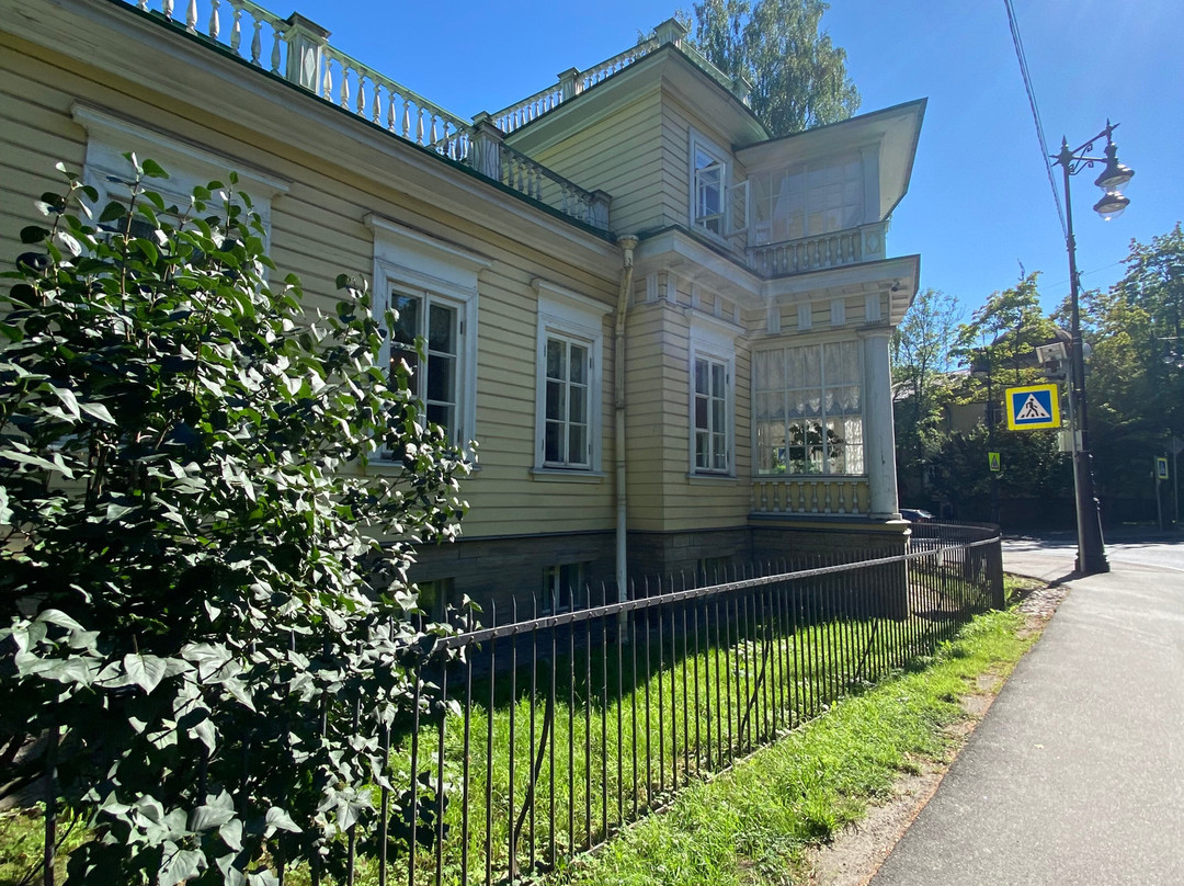 Pushkin Memorial Dacha Museum景点图片