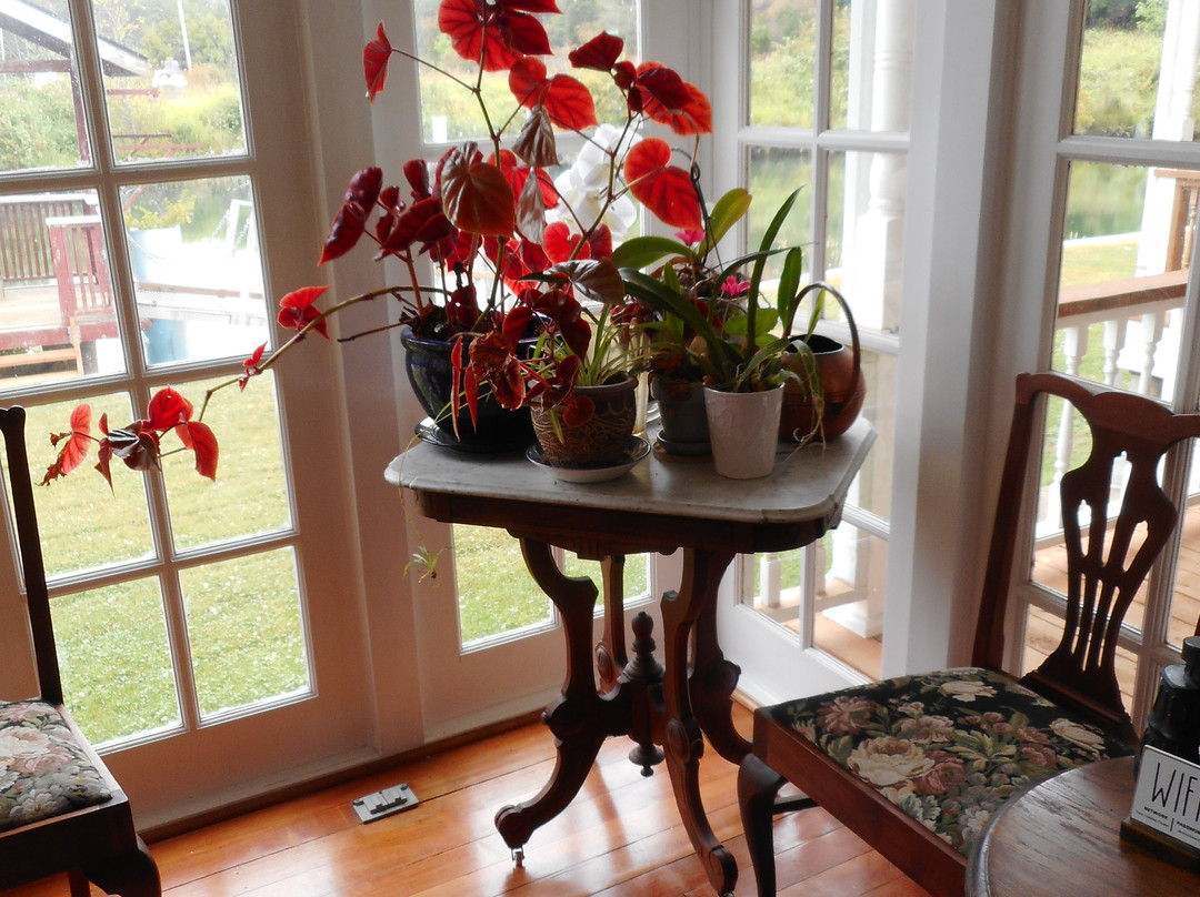 Twin Gables Inn主图