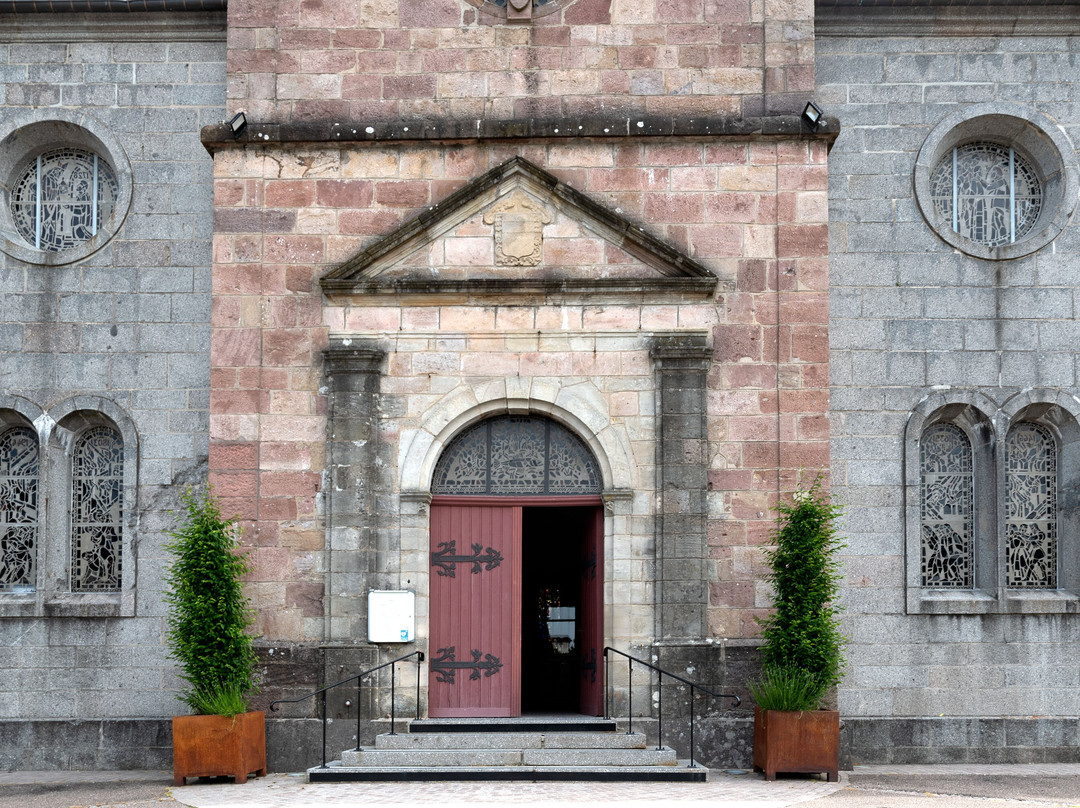 Eglise Saint Laurent-La Bresse必去景点
