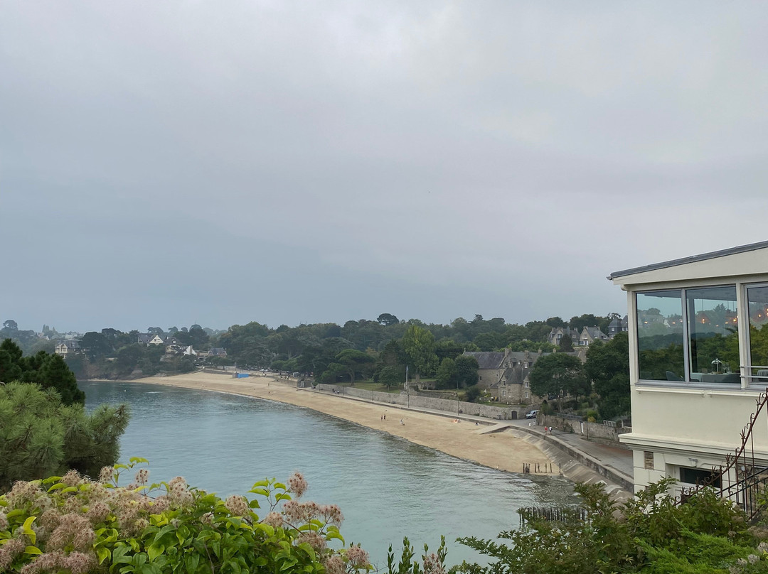 Plage du Prieure景点图片