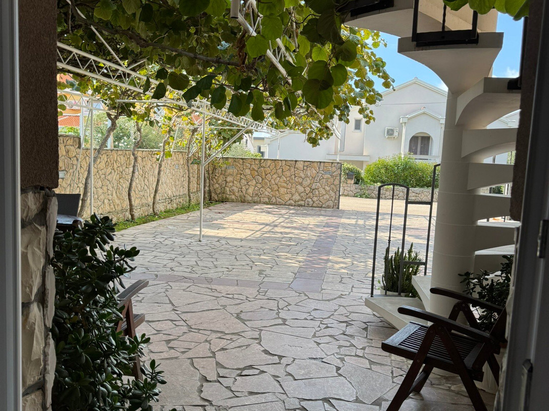 瓦伦缇纳别墅酒店主图