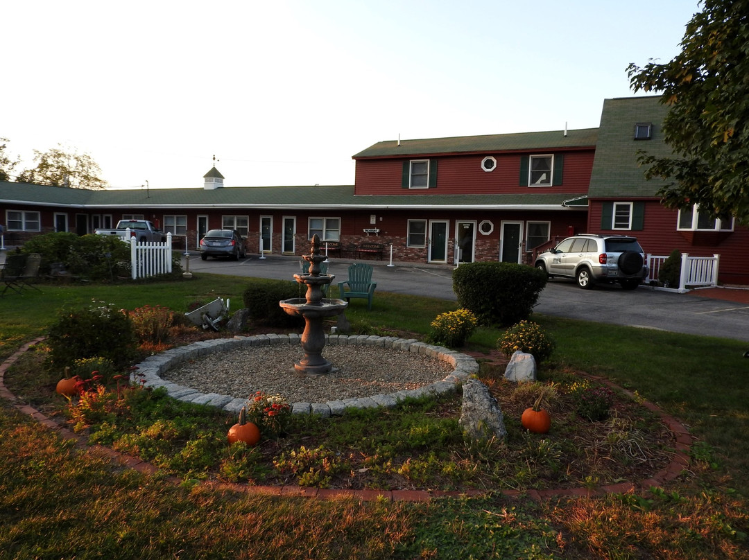 The Midway Country Lodging主图