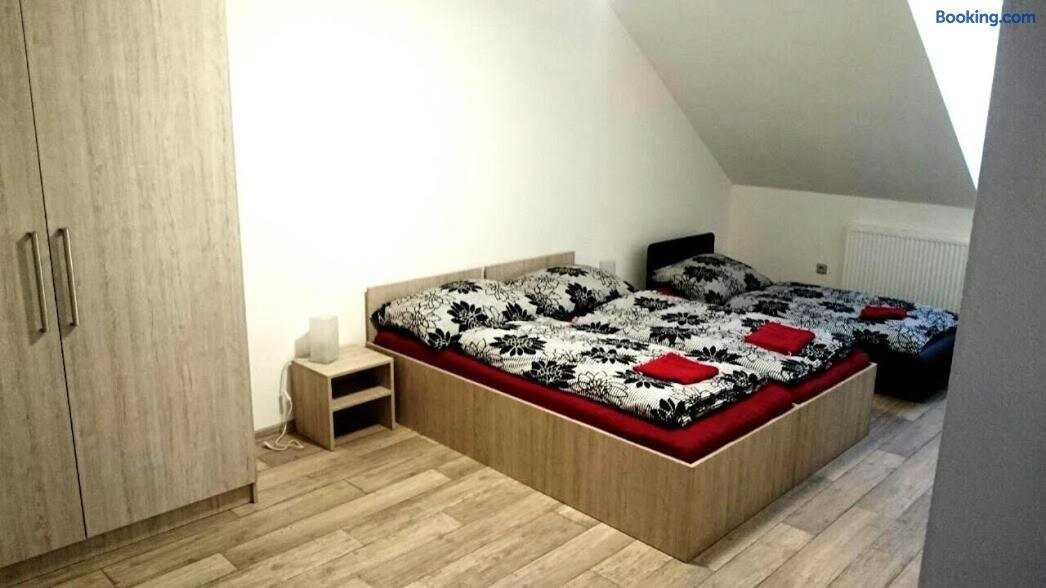 Ubytovani Luzice