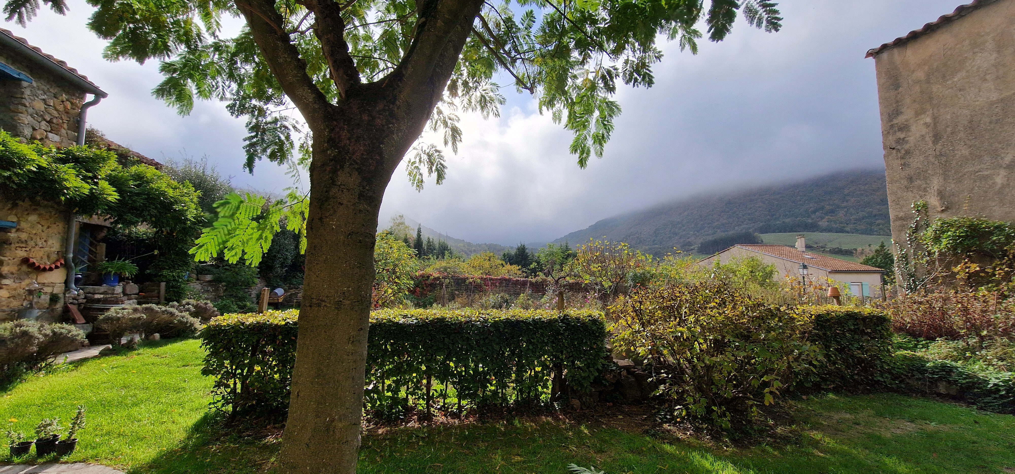 Le Presbytere De Bugarach-官方