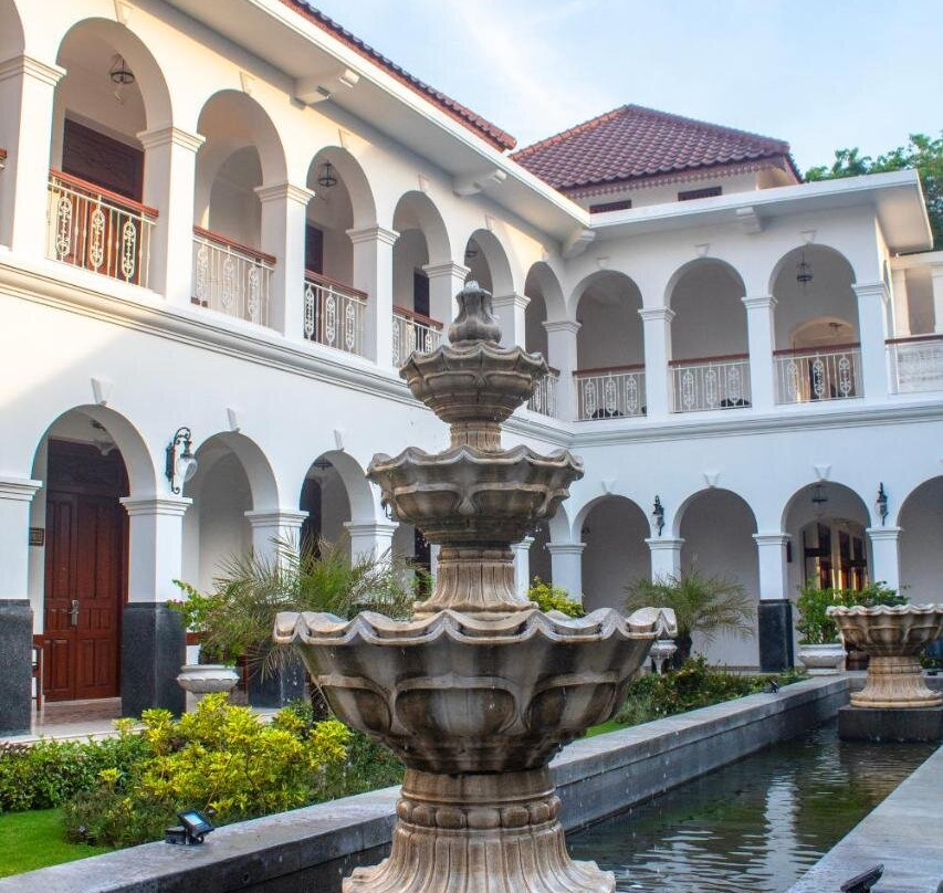 Daroessalam Syariah Heritage Hotel