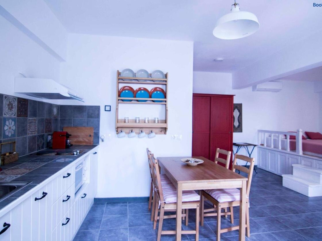 Aegli Apartments
