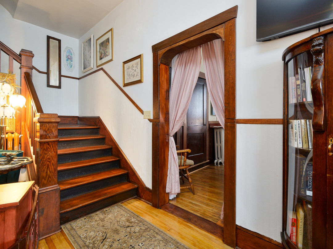 Royal Hotel Sydney主图