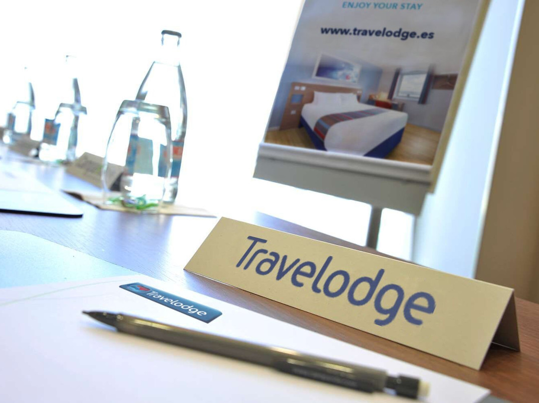 Travelodge Málaga Aeropuerto主图
