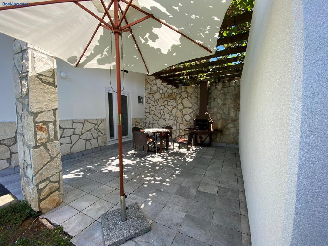 Apartment Mandica