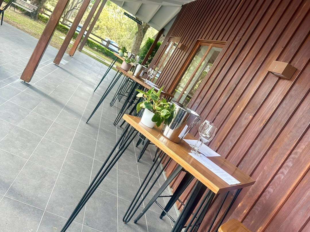 Oakvale Wines景点图片