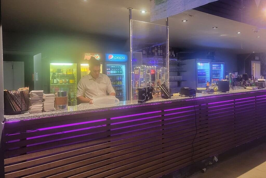 Rétro Discothèque-让布卢必去景点