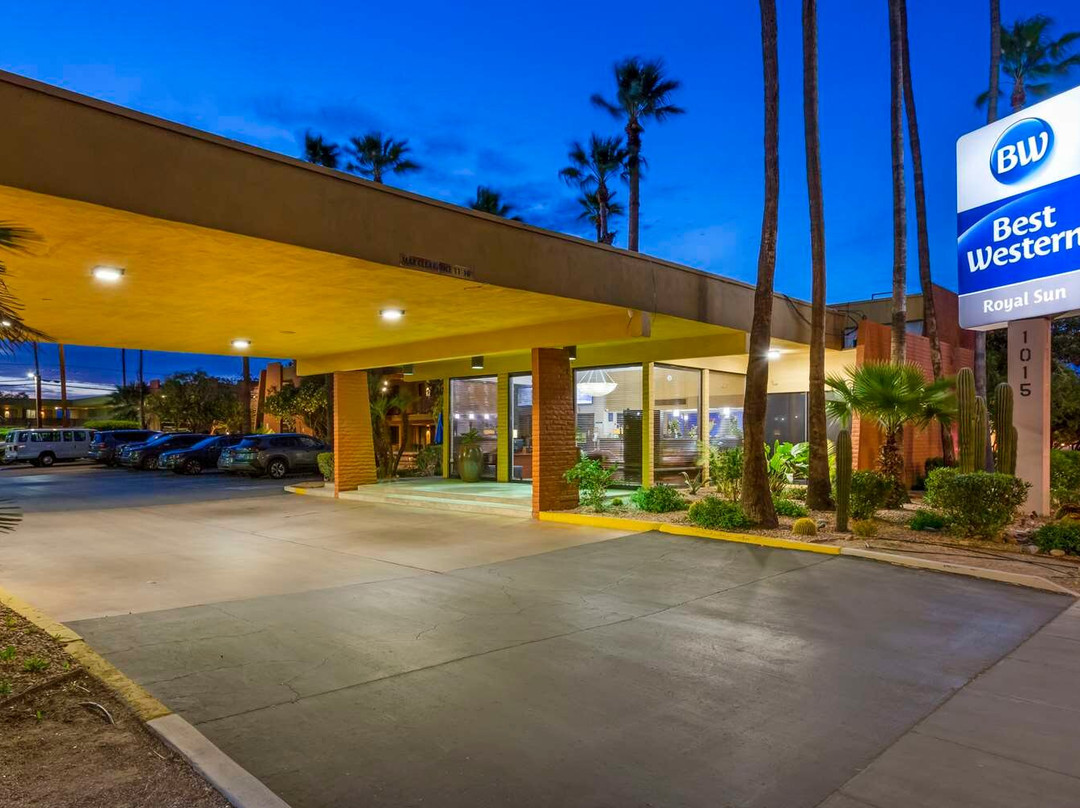 Best Western Royal Sun Inn & Suites