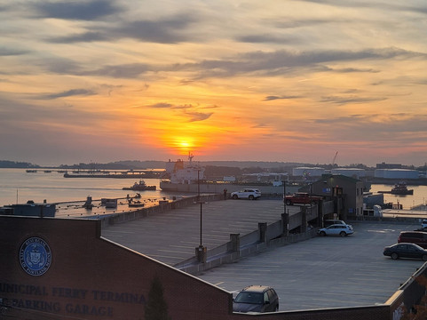 Fogg's Water Taxi & Charters-波特兰必去景点