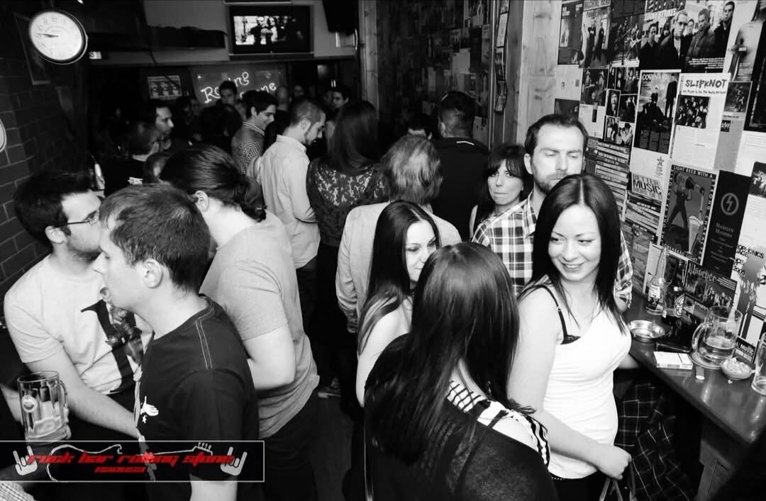 Rolling Stone Rock Bar-Naousa必去景点