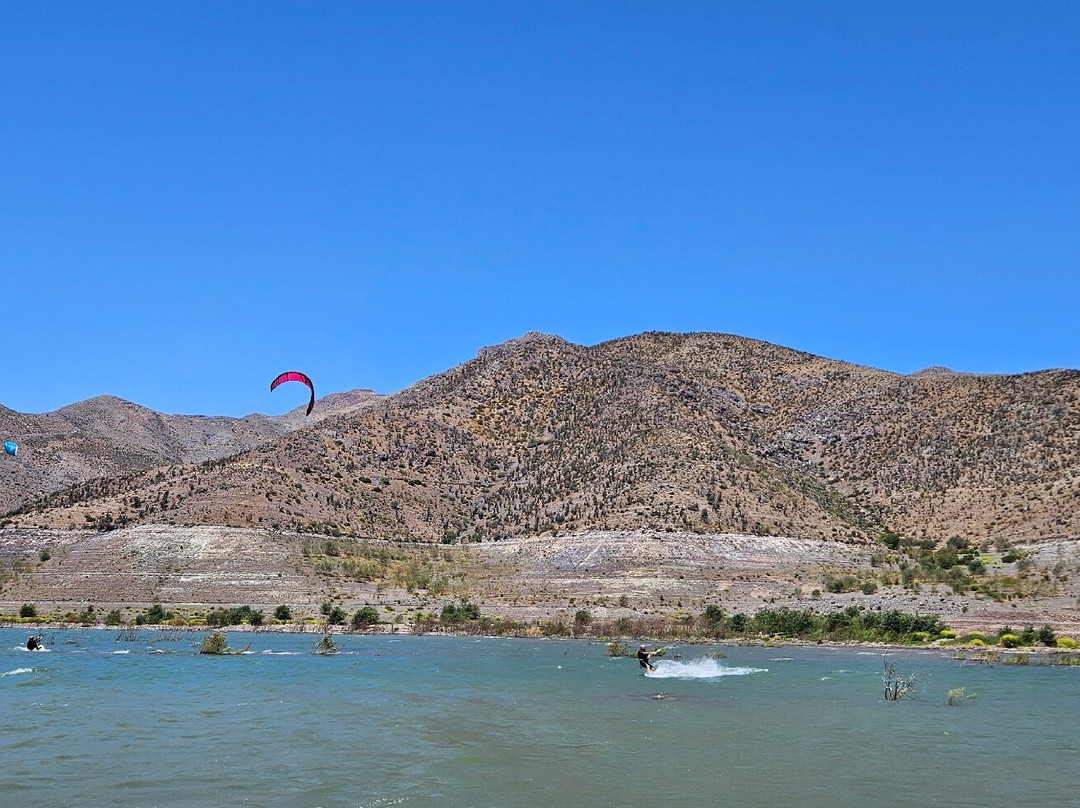 Kitesurf Gualliguaica景点图片