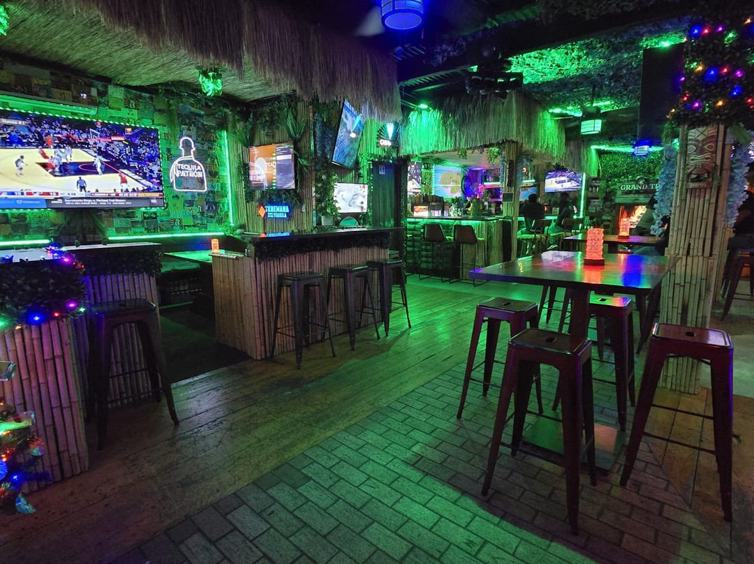 Grand Tiki Bar And Grill-乔治城必去景点
