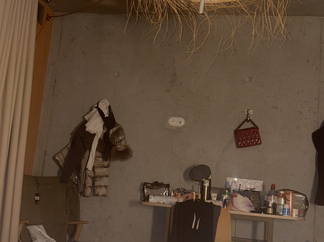 MOB HOUSE主图