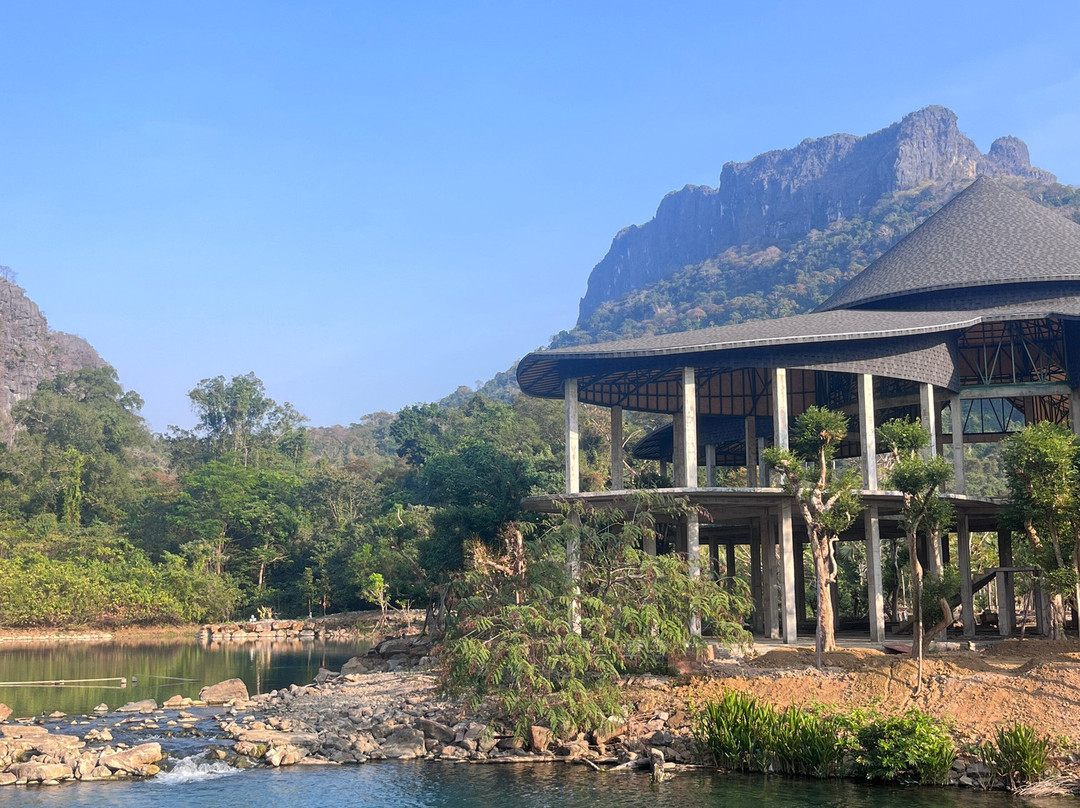 Khun Kong Leng Lake-Thakhek必去景点