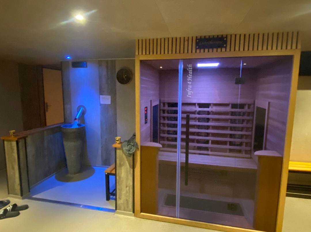 瓦登贺诺酒店主图