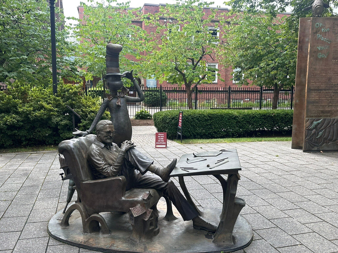 Dr. Seuss National Memorial Sculpture Garden景点图片
