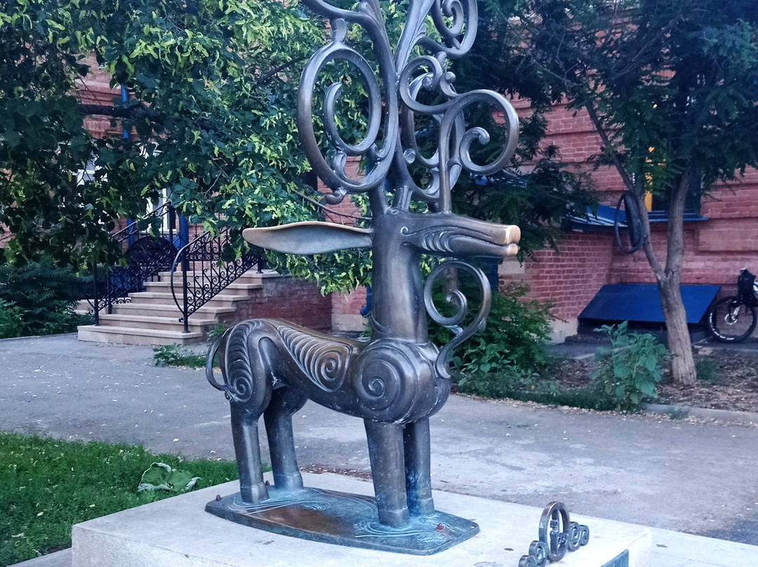 Sculpture Sarmatskiy Olen景点图片