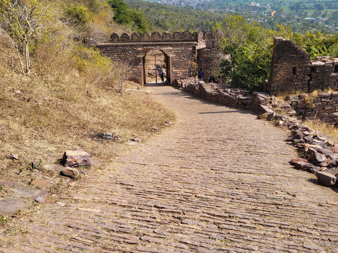Raisen Fort-Raisen必去景点