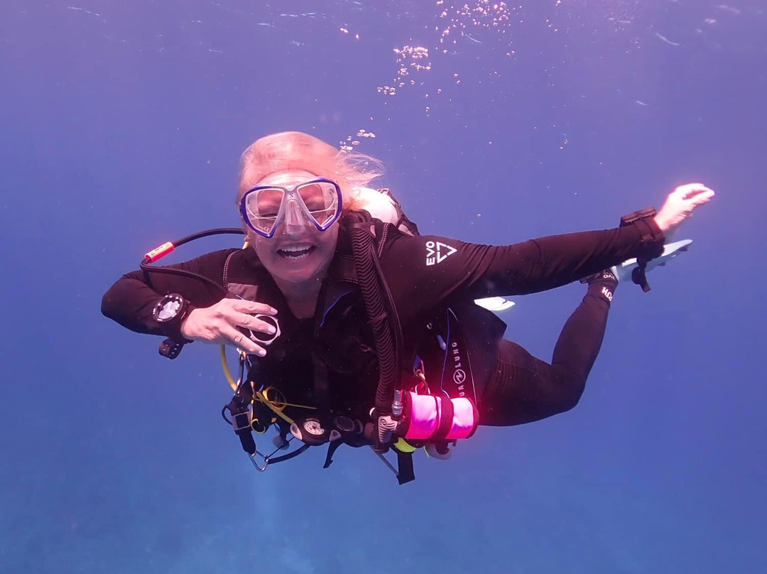 FishGuyz Scuba & Charter-加拉班必去景点