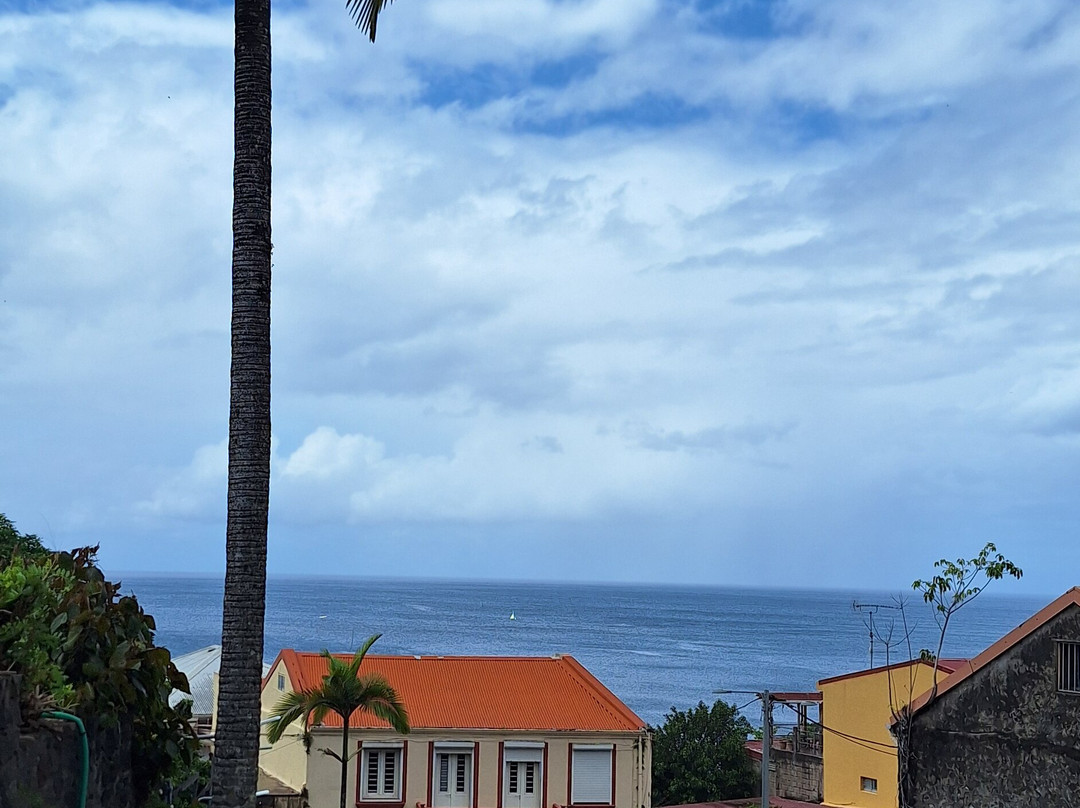 Karambole Tours-圣吕斯必去景点