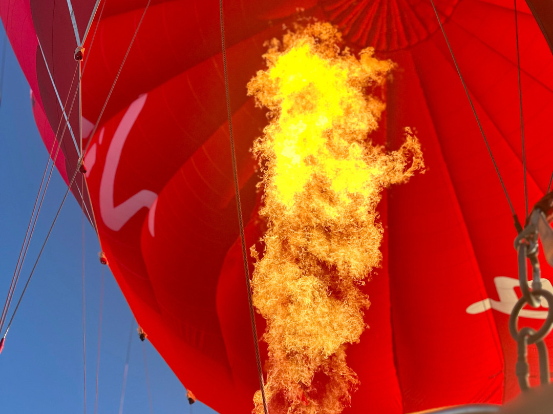 Virgin Balloon Flights - Kirkby Lonsdale near Whoop Hall景点图片