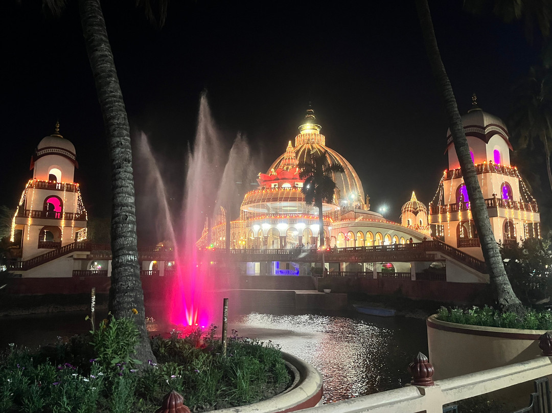 ISKCON Chandrodaya Mandir景点图片
