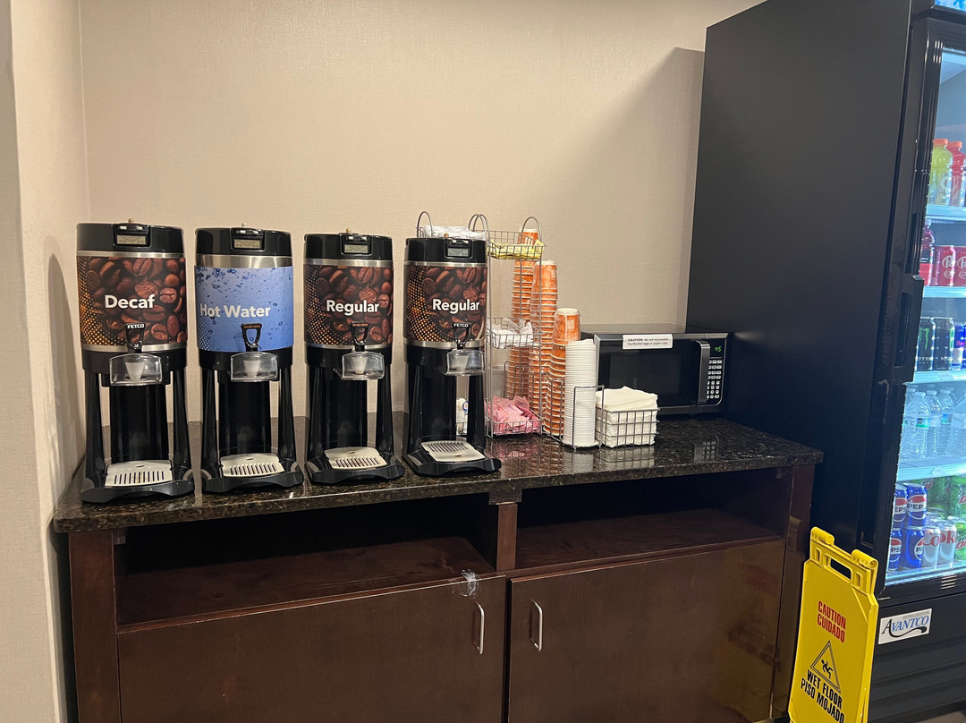 Comfort Inn Darien - North Brunswick主图