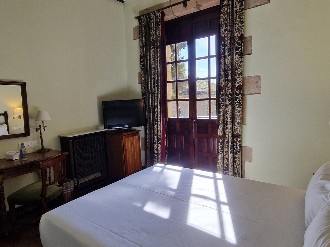 Parador de Santillana Gil Blas主图