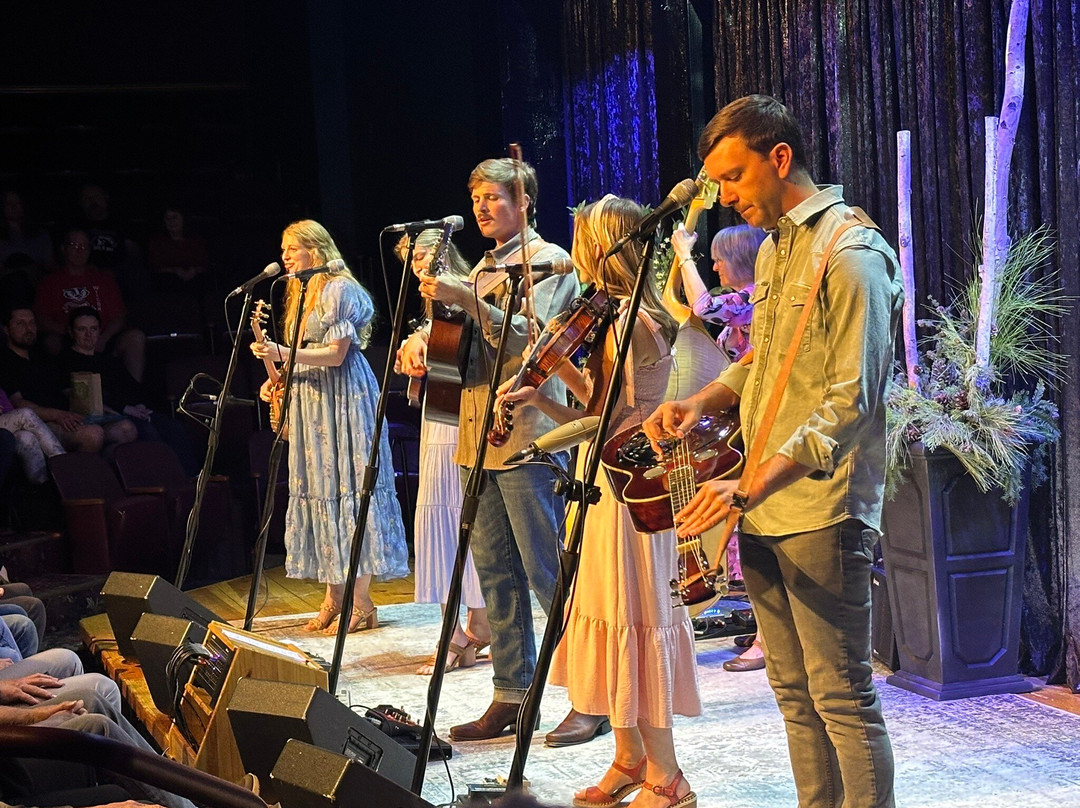 The Petersens-布兰森必去景点