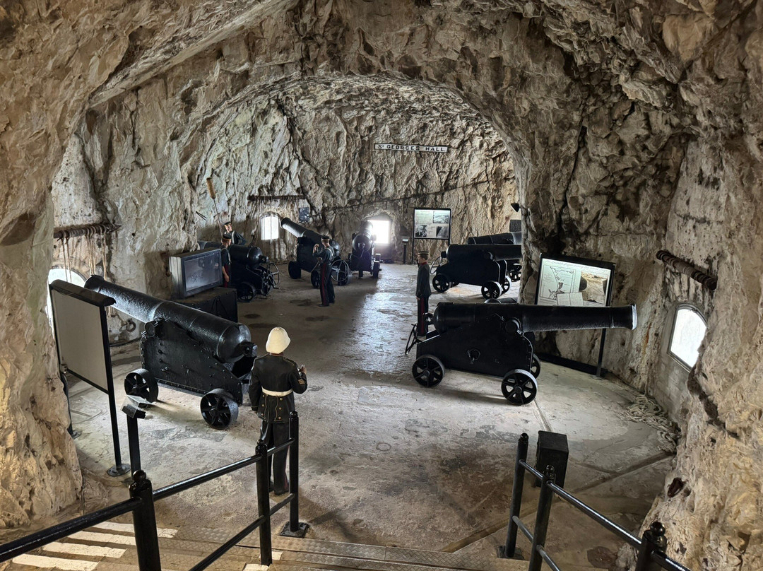 Gibraltar Upper Rock Nature Reserve-直布罗陀必去景点
