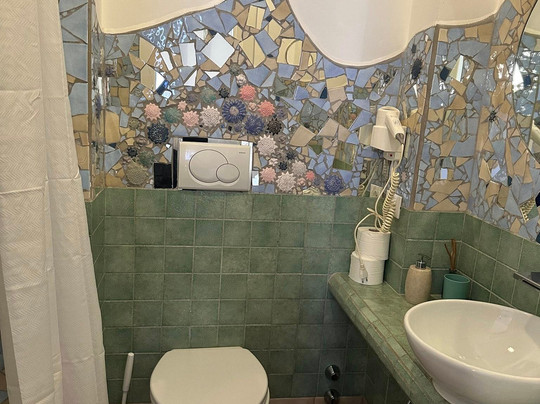 格里艺术家庭式酒店主图