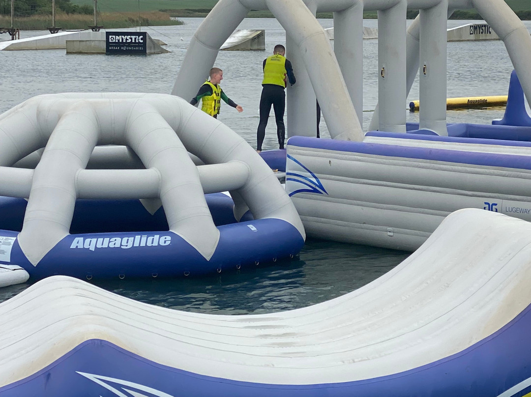 Curve Water Sports景点图片