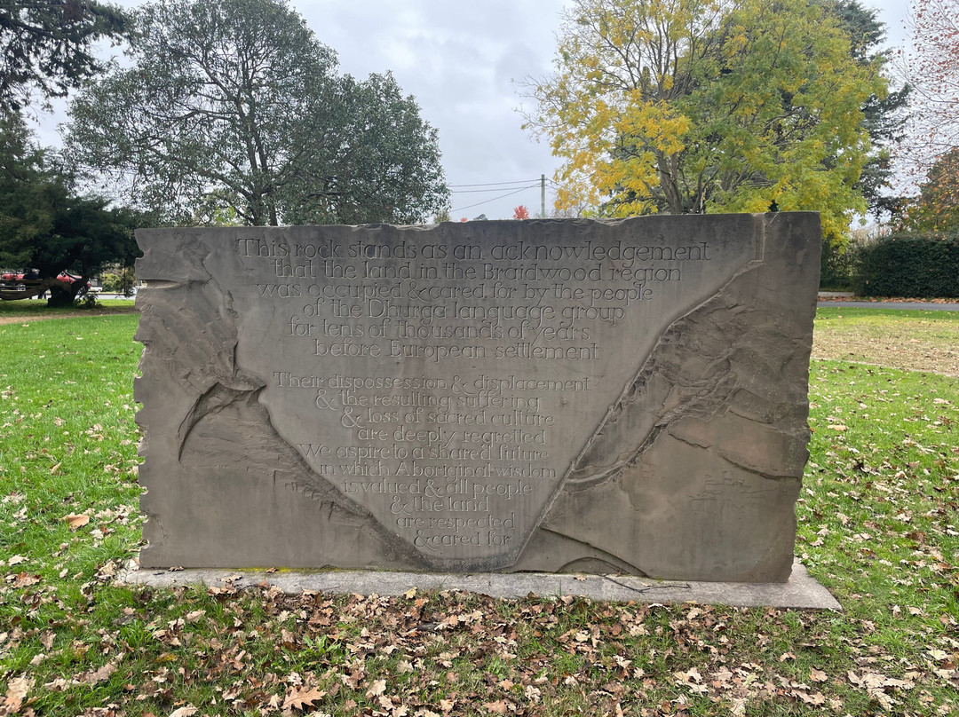 Braidwood Memorial Park景点图片