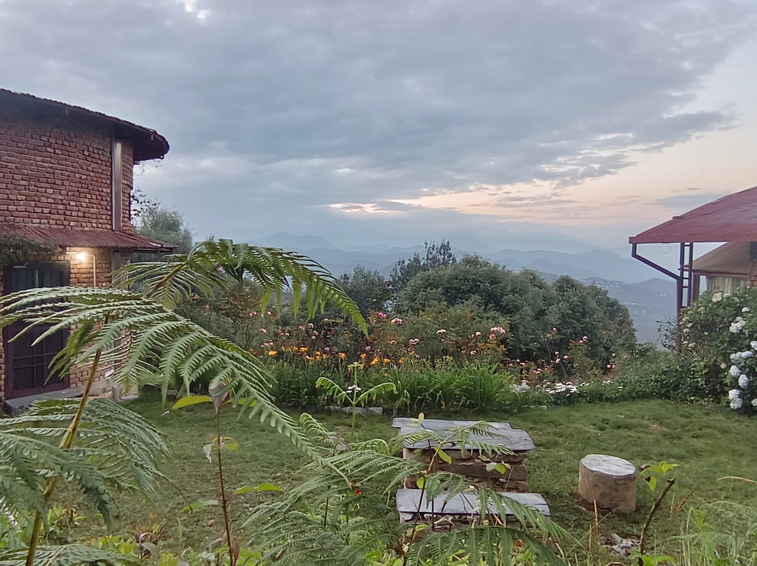 Misty Mountains Jhaltola主图