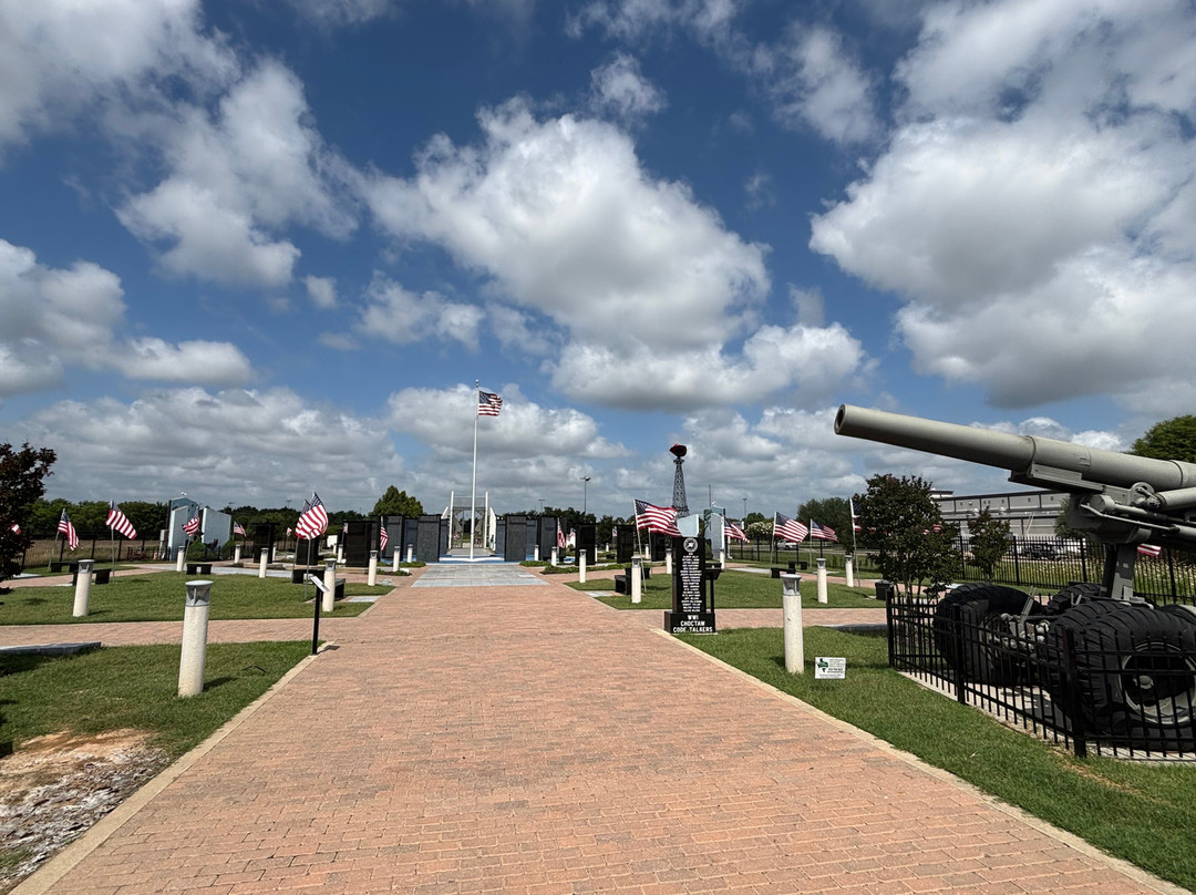 Red River Valley Veterans Memorial Museum-巴黎必去景点