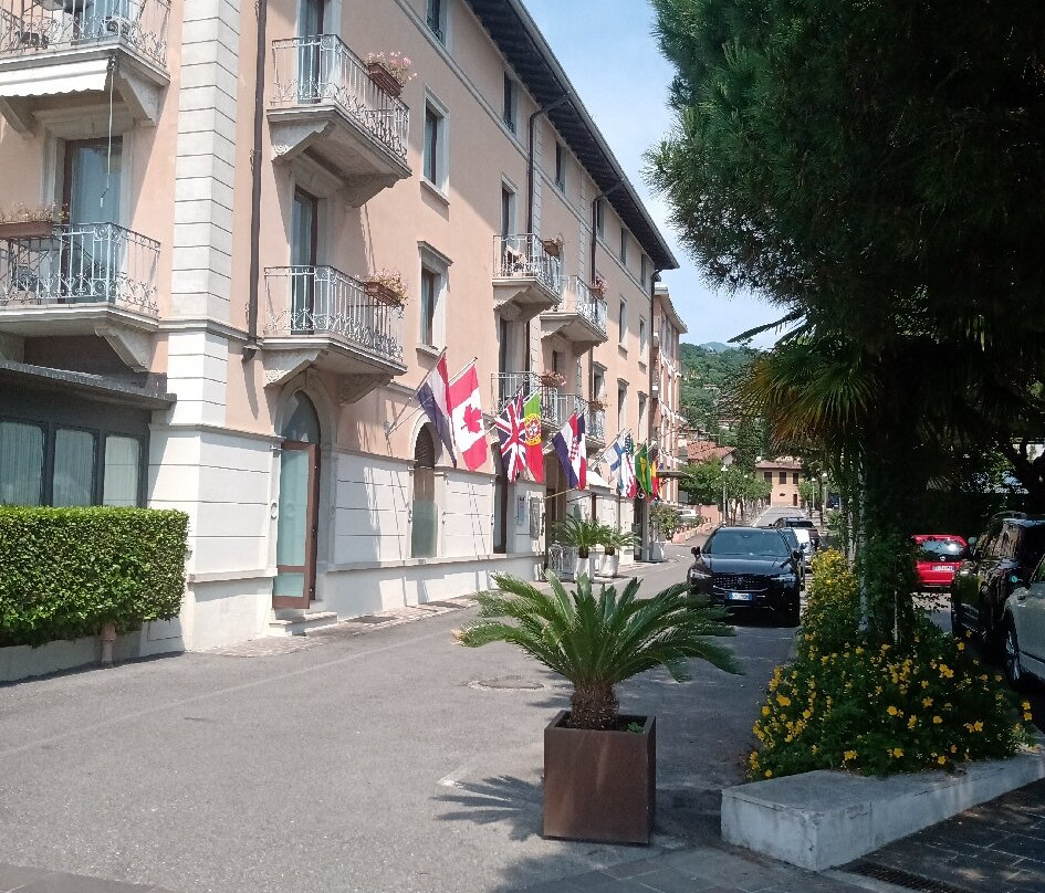Porto Di Barbarano-Barbarano di Salo必去景点