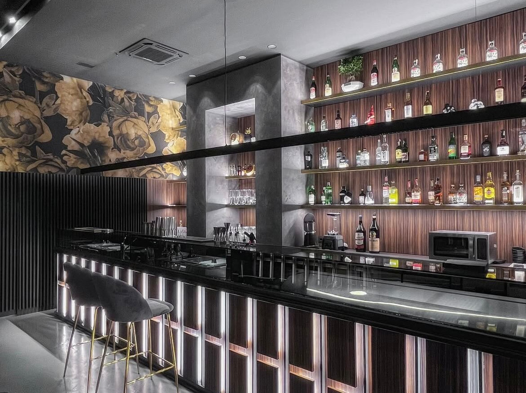 Radici Meet & Lounge