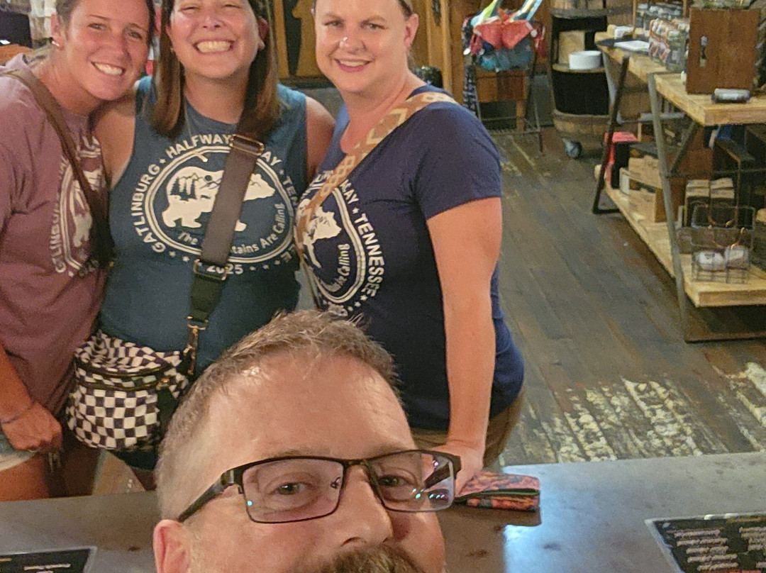 Old Forge Distillery-皮金福奇必去景点