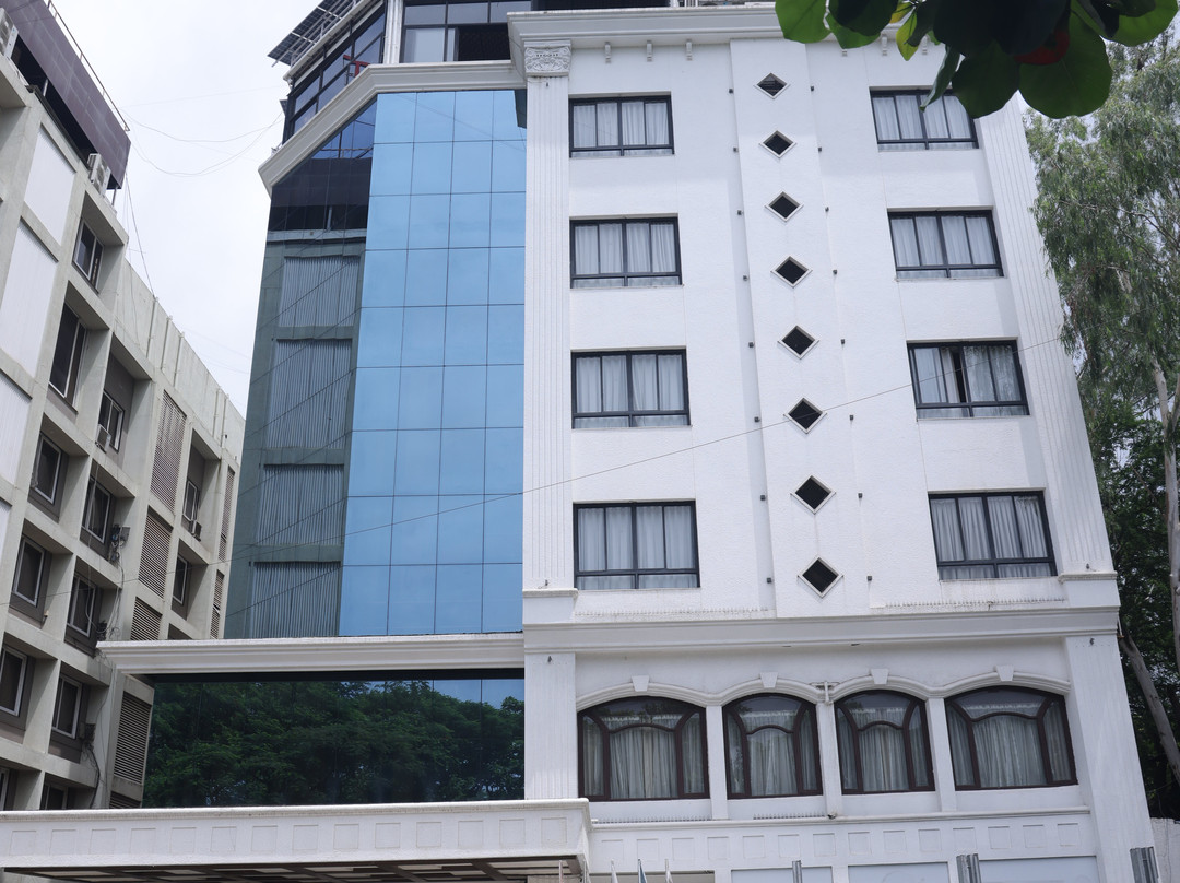 Regenta Place Raysons, Kolhapur主图