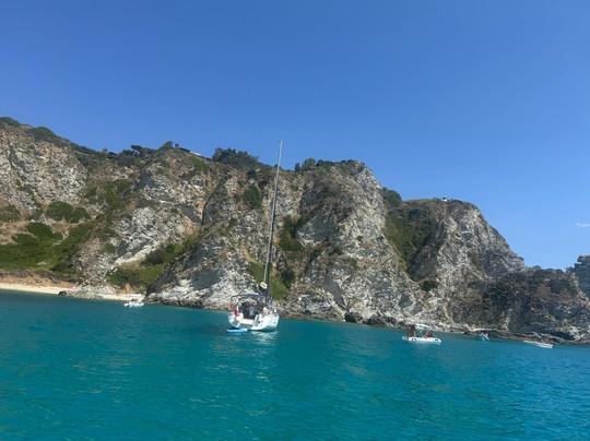 Centro Escursioni il CANNONE-特罗佩阿必去景点