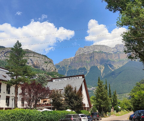 欧德萨酒店主图